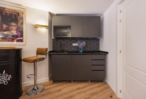 ººººIM La Latina-City Centre-WiFi-AC-SmartTVºººº