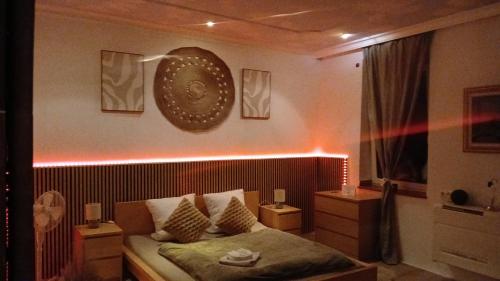 Postel nebo postele na pokoji v ubytování HONOR - Nest