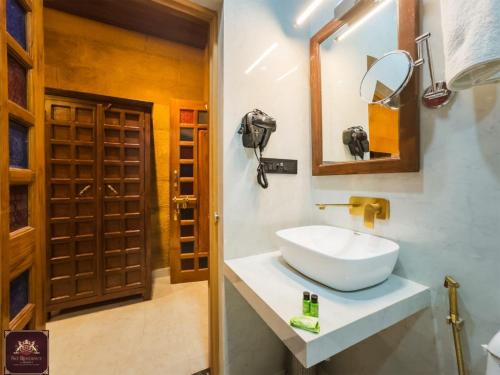 Koupelna v ubytování Sky Residency Jaisalmer