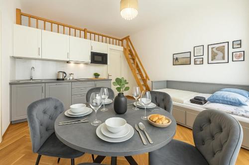 HOMELY I 48m2 Central APT I ELEVATOR I SELF CHECK-IN