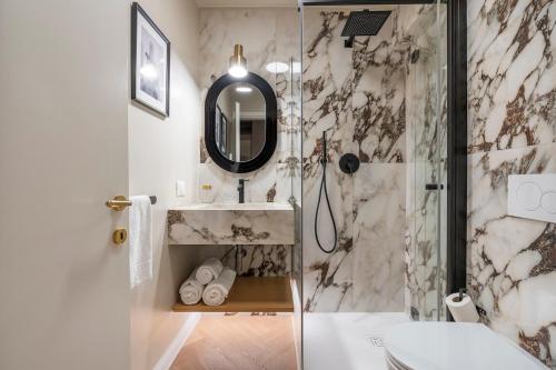 NEW Luxury 3-bedroom & 4-bathroom Duomo