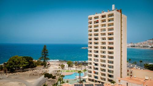 1012 Los Cristianos front row sea, pool free WiFi