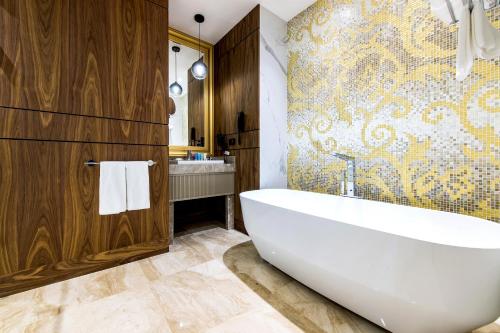 Vannituba majutusasutuses Rixos Turkistan