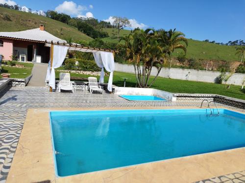 Hồ bơi trong/gần Chácara meu paraíso em Nazaré paulista