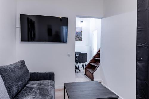 Modern Courtyard House 6mn from Gare Montparnasse