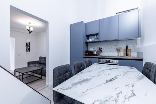 Modern Courtyard House 6mn from Gare Montparnasse