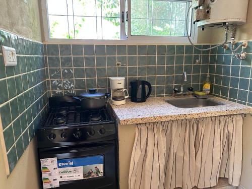 Η κουζίνα ή μικρή κουζίνα στο La Clementina 3