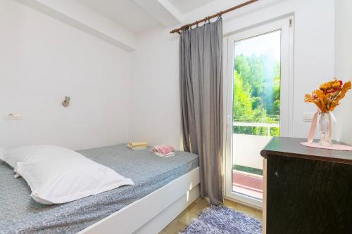 Apartment Livr
