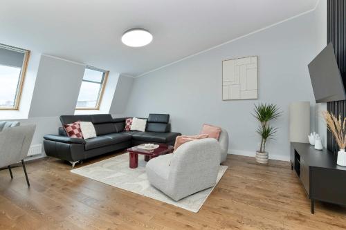 Unique Apartment in the Centre of Gdańsk Close to the Old Town by Noclegi Renters