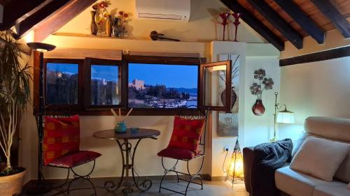 Magical Albaicín- Penthouse facing Alhambra Palace