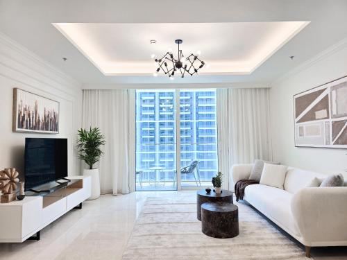 Luxury Sea View Palace Beach Residence by Emaar