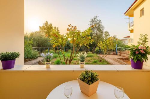 Κήπος έξω από το Seaview Terrace Haven-Perfect Location By The Sea