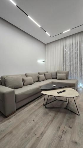 Tirent Apartments-One Bedroom Porcelan