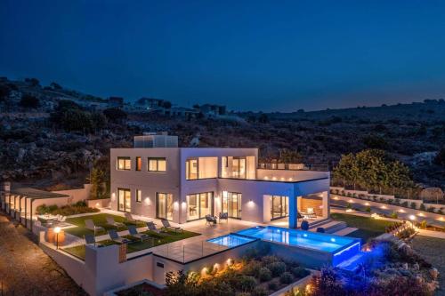 Villa Este by Villa Plus