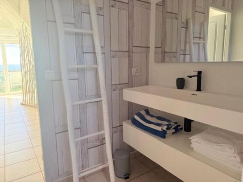 Φωτογραφία από το άλμπουμ του Mont Choisy Sea View Apartment σε Grand Case