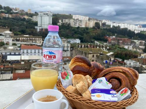 Φαγητό σε αυτό το ξενοδοχείο ή κάπου εκεί κοντά