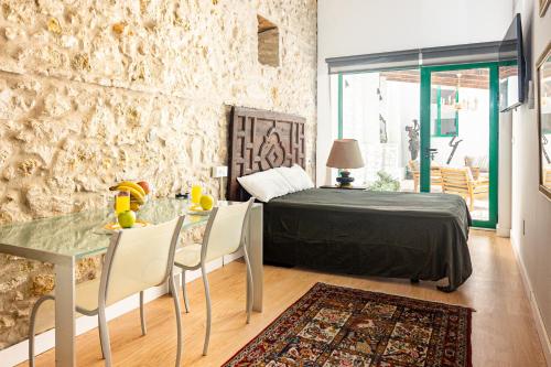 Las Palmeras Garden Suites