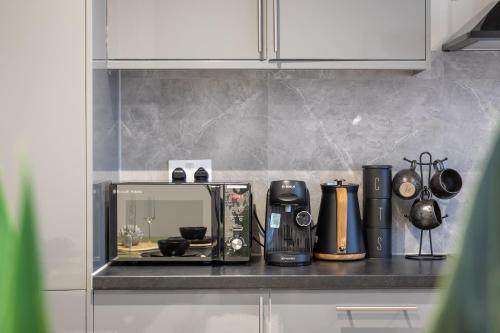 Stylish Central 3BR 2 En-suites Sleeps 6 photo 18