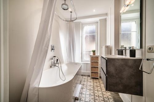 Apartment Brina Chamonix - by EMERALD STAY