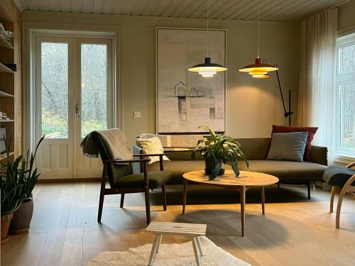 Et opholdsområde på Yellow House From 1880 In Hyggen