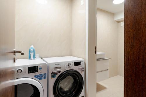 Bom Sucesso Executive Suites by HostWise