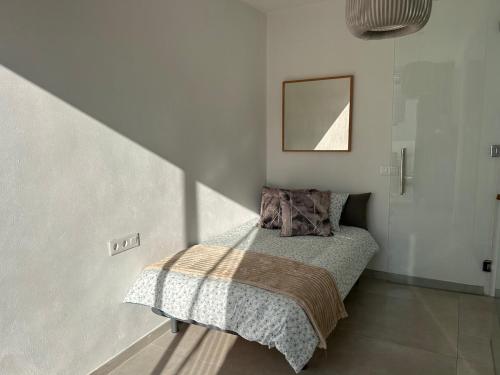 Fabulous 2 bed-townhouse with large rooftop!