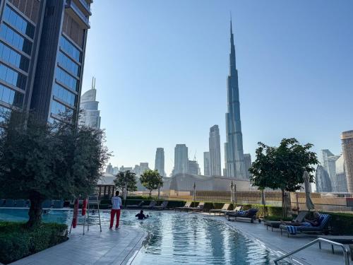 18 Vida Dubai Mall Newly Furnished 1 bedroom