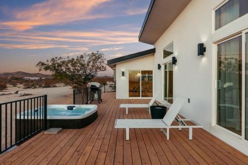 Πισίνα στο ή κοντά στο Shangrila By The Cohost Company