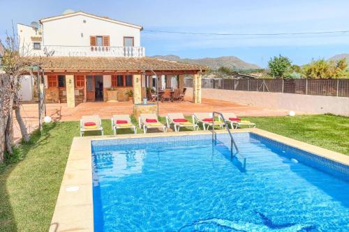 Villa Can Guaita by Villa Plus