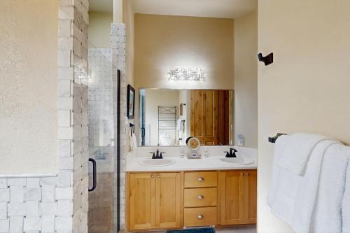 Ένα μπάνιο στο Sunset Beach House