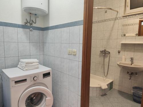 Et badeværelse på Victoria Apartments