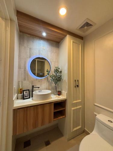 Ένα μπάνιο στο Luxury Haven in Cebu IT Park at Avida Towers Riala