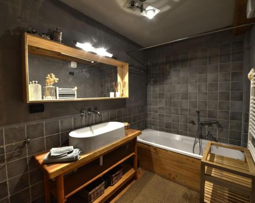 Et badeværelse på Courmaison - Appartamento di charme