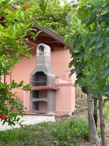 Το κτήριο όπου στεγάζεται  η παραθεριστική κατοικία