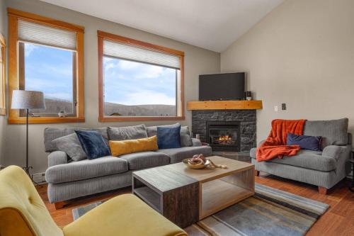 Posezení v ubytování 3BR Luxury Top Floor Condo with Great views