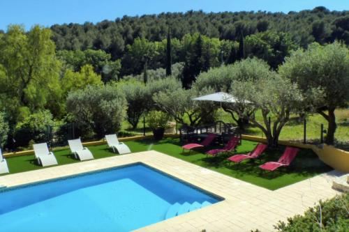 Sunny house with garden and private pool