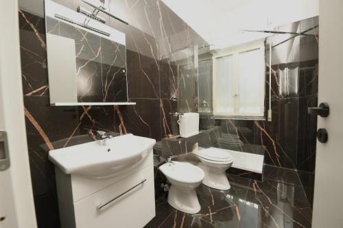 Koupelna v ubytování Mirosa Bed and Breakfast Luxury Rooms