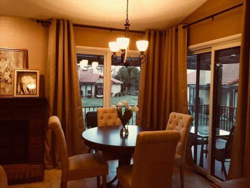 Posezení v ubytování Beautiful Mountain Home