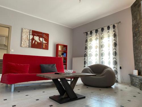 Area soggiorno di Whole house Stropones Evia