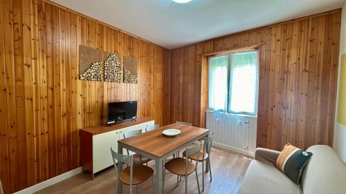 Et tv og/eller underholdning på Residence Le Tre Chiocciole piano dello scoiattolo