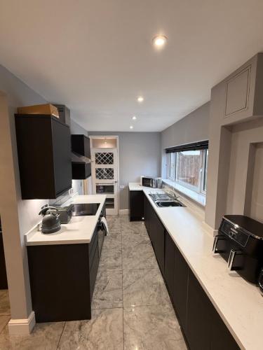 Köök või kööginurk majutusasutuses 3 bedroom modern spacious house Ditchingham