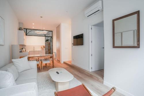 Amazing apartment-3Bedrooms 3Bathrooms-Lavapiés