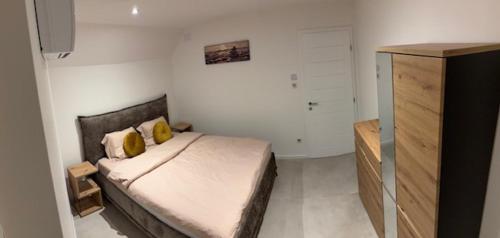 Postel nebo postele na pokoji v ubytování Marlenheim Maison 20 min de Strasbourg