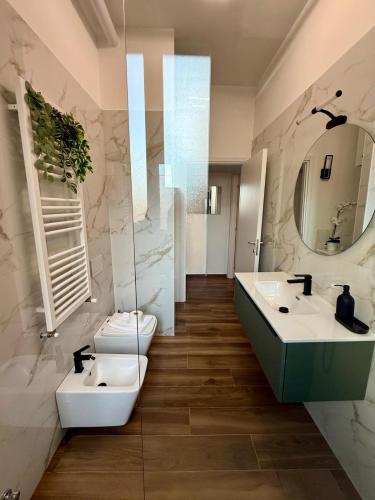 Phòng tắm tại Linate Lounge Apartment