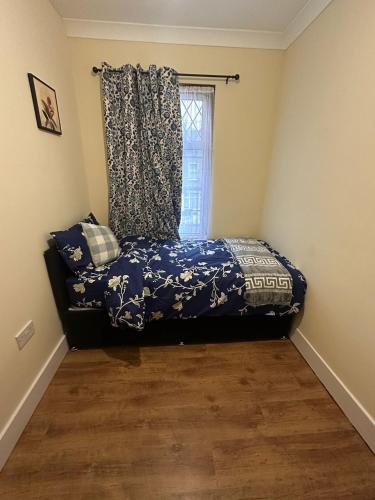 Gallery image of Double & Single rooms in Southall in Southall