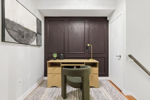 Billede fra billedgalleriet på Luxury DT Townhome Steps to Top Attractions i Toronto