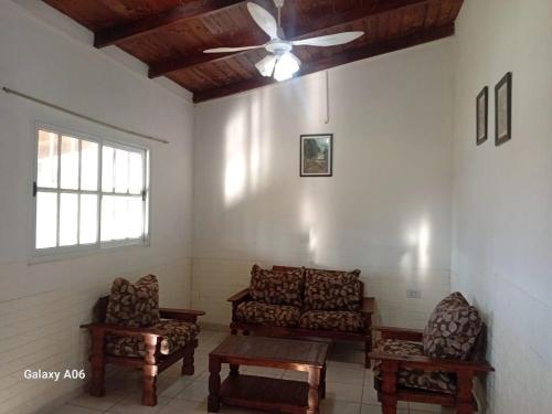 Khu vực ghế ngồi tại Nde roga