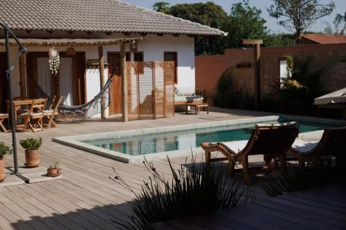 Hồ bơi trong/gần Vila Inca