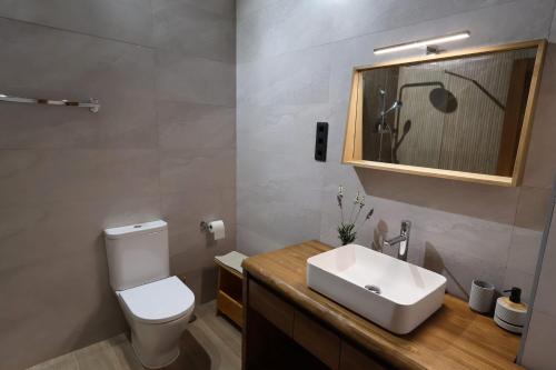 Et badeværelse på Villa Rural Puerta del Gallo