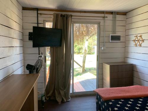 Μια τηλεόραση ή/και κέντρο ψυχαγωγίας στο Los Diablos Hermanos